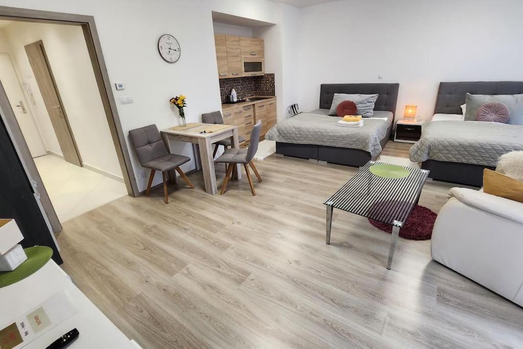 Apartman * Praga